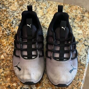 Puma Axelion Sneaker Little Kids size 11 Black White Lace Up Running Shoes